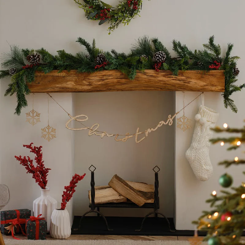 Foliage & Red Berries Garland (1.8m)