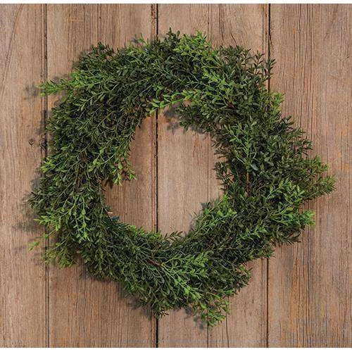 New England Boxwood Wreath, 18"