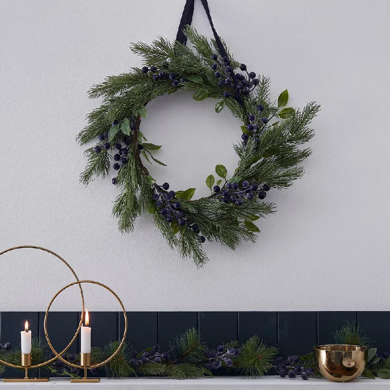 Sloe Berries Foliage Wreath