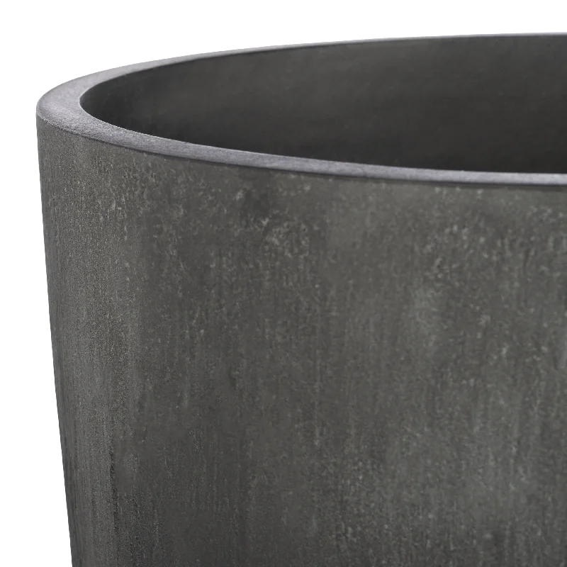 SAFAVIEH Outdoor Salma Black Planter - 16Wx16Dx22H